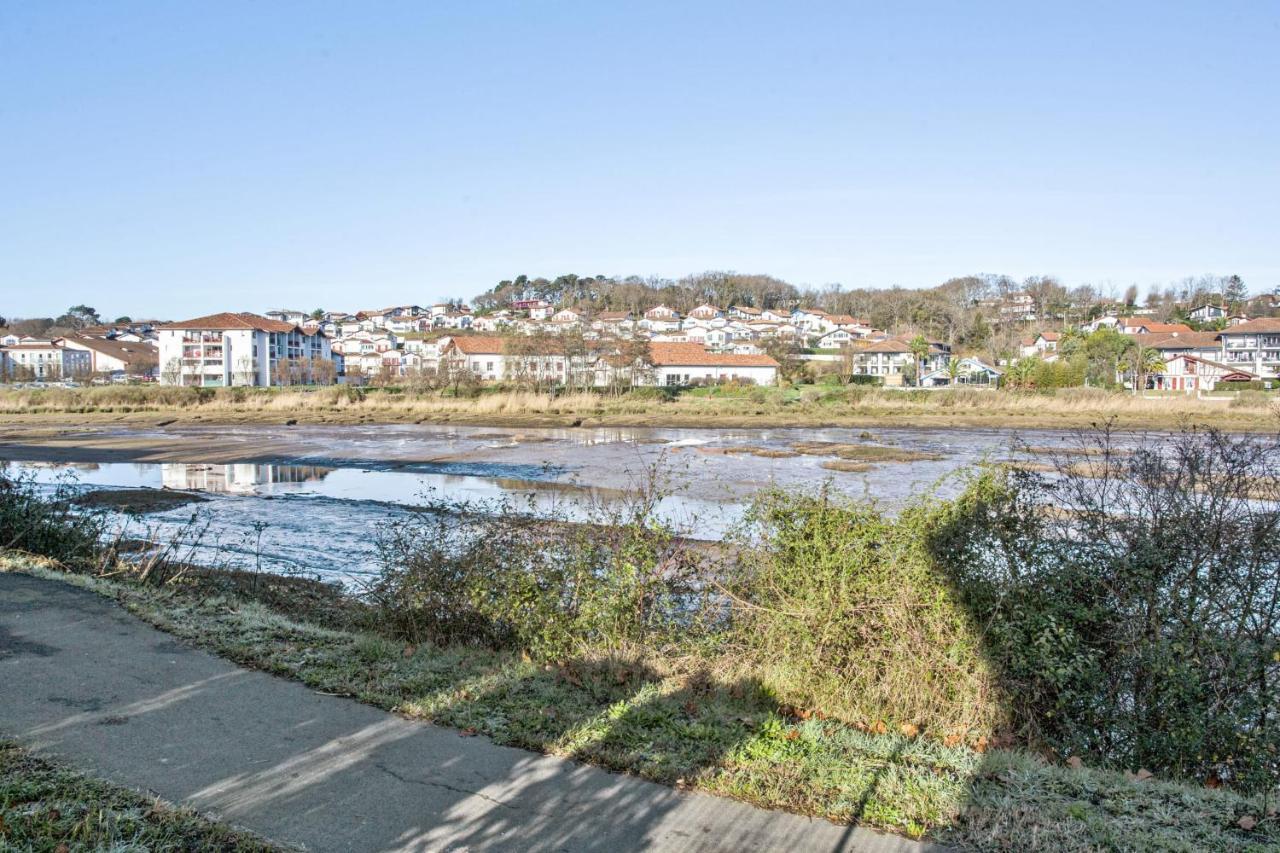 Appartement Des 3 Couronnes - Welkeys Ciboure Bagian luar foto